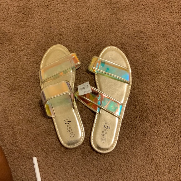 Duo of summer time flats - Picture 4 of 5